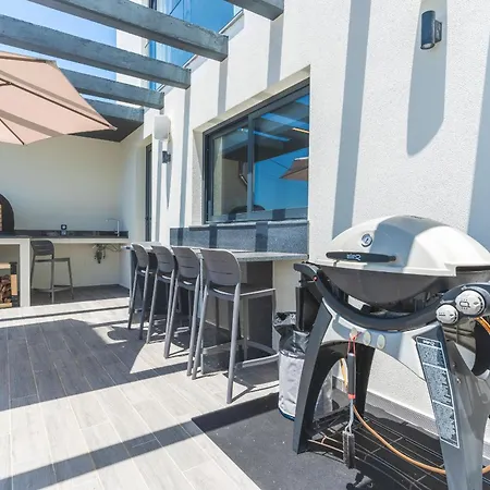 Villa Sapphire Sands By Atlantic